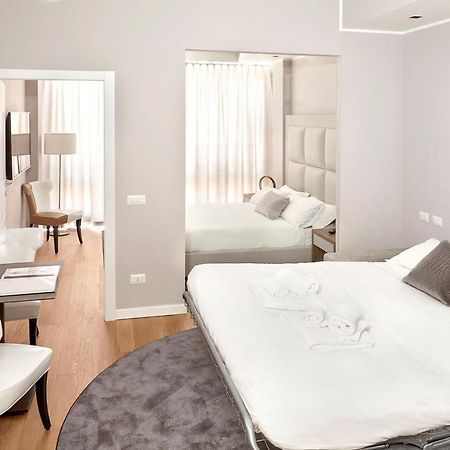 Prestige Boutique Aparthotel -Piazza Duomo Mediolan Zewnętrze zdjęcie