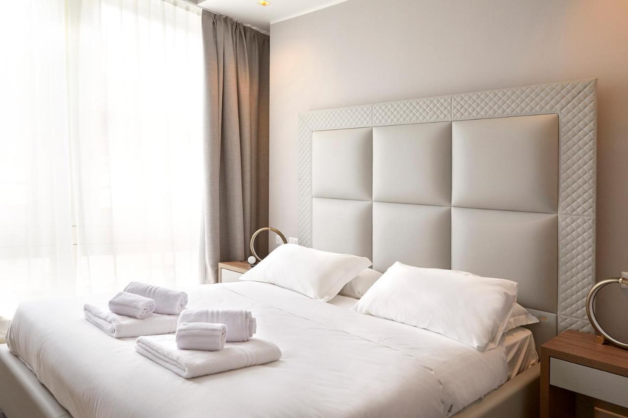 Prestige Boutique Aparthotel -Piazza Duomo Mediolan Zewnętrze zdjęcie